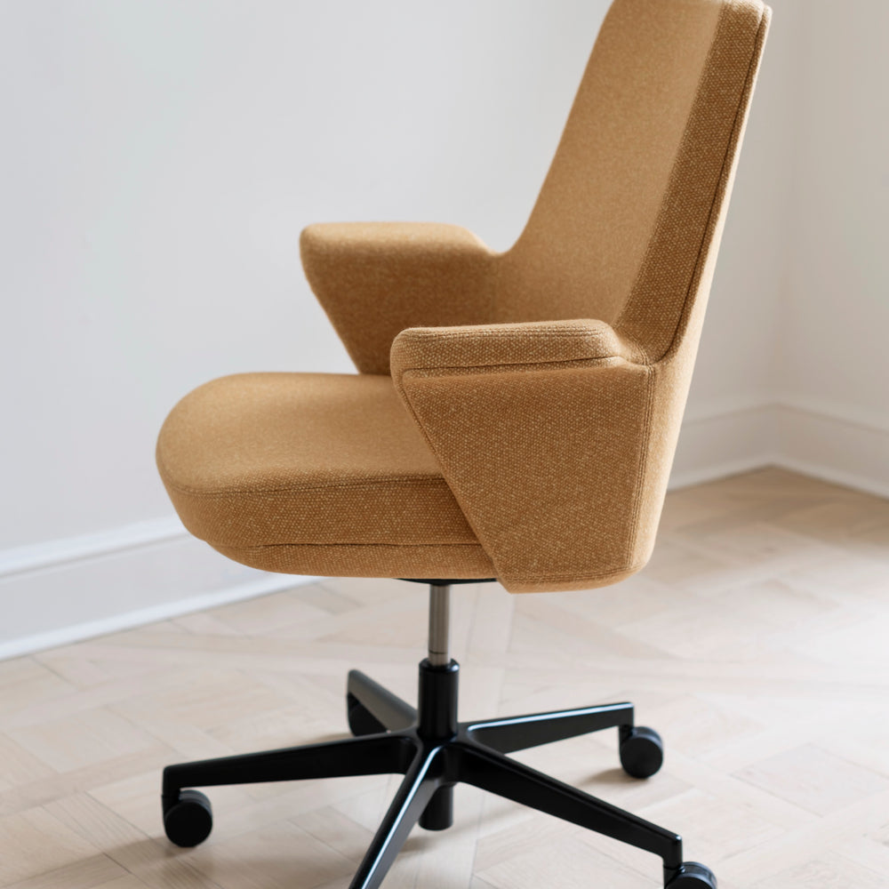 Tailored upholstered back shell