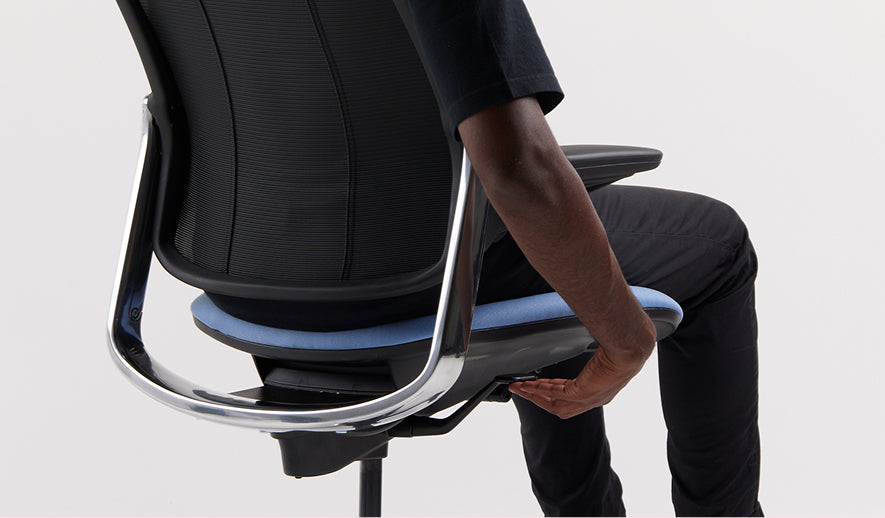 Back view of a Humanscale Diffrient Smart Ocean chair with mesh backrest