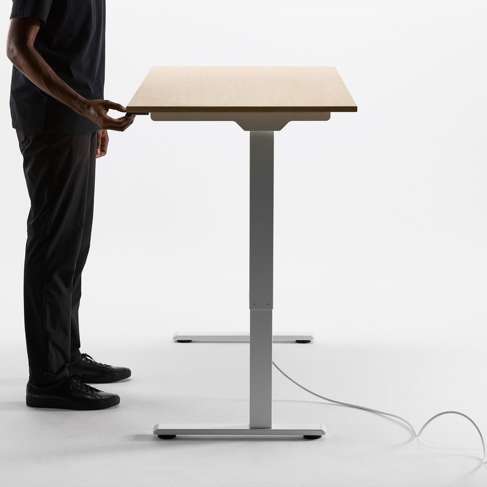 Smooth, ultra-quiet adjustment