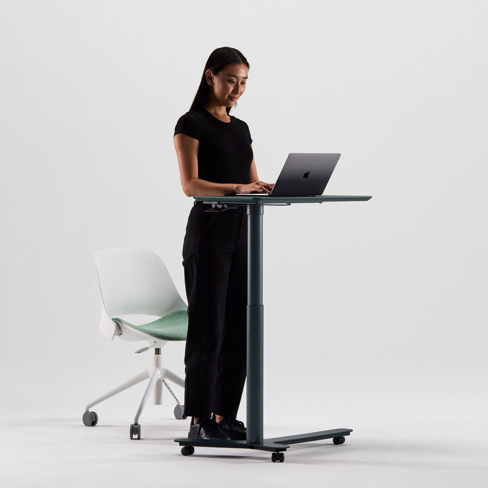 Smooth sit-stand adjustment