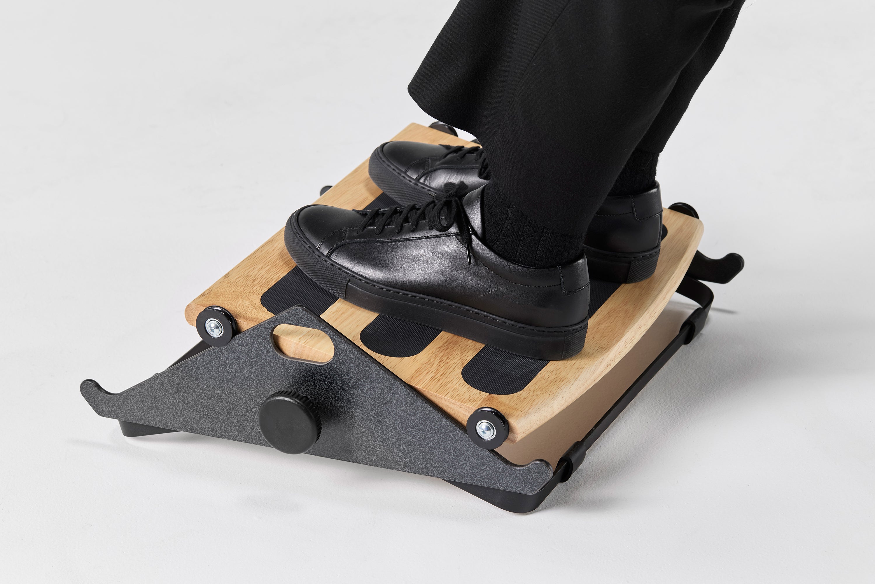 FR300 Ergonomic Foot Rocker | Humanscale Shop
