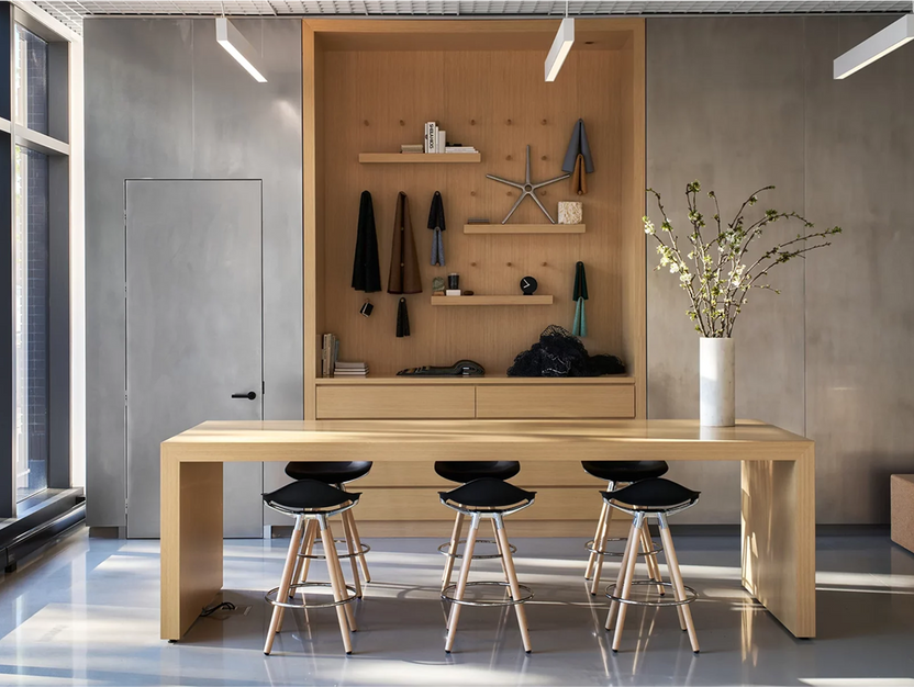 Shop Ergonomic Office Chairs, Desks & Accessories | Humanscale Shop
