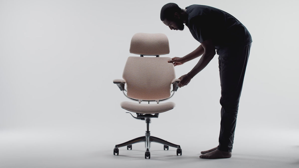 Shop Ergonomic Office Chairs, Desks & Accessories | Humanscale Shop